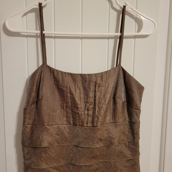 Jessica Howard gold layered cocktail dress size 6 - Picture 2 of 4